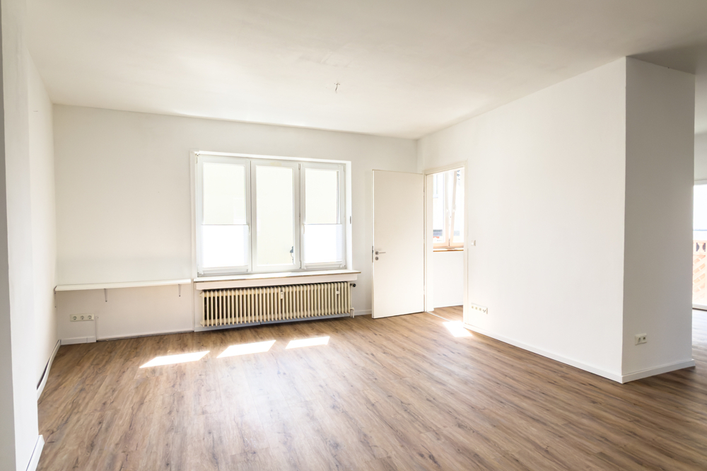 Wohnen und Küche - Photo 2